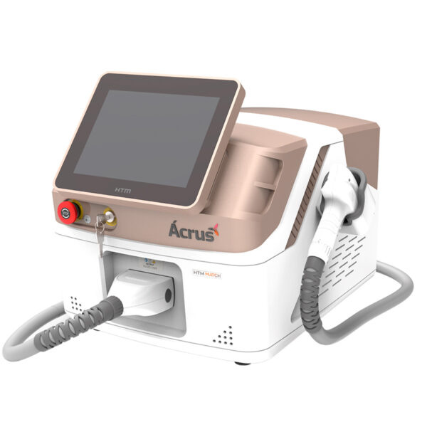 Laser HTM Ácrus com aplicador Triple Wave, usado na Loren Estética